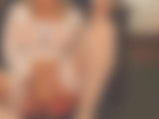 Live cam show with sassythang4u - Blue Eyes on Gym Cam Girls