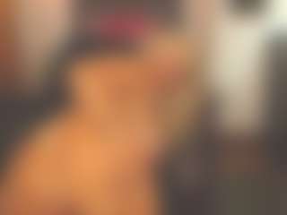 Live cam show with sassythang4u - Granny Dildo on boobsie.com