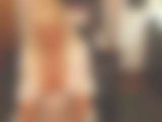 sassythang4u's Live Sex Cam Show
