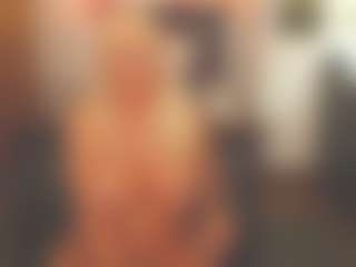 Live cam show with sassythang4u - Granny Dildo on SinfulBabes