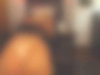Live cam show with sassythang4u - Granny on Streamer API
