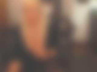 Live cam show with sassythang4u - Blonde Hair Curvy on Streamer API
