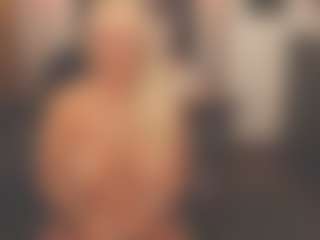 sassythang4u's Live Sex Cam Show