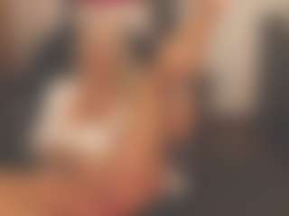 sassythang4u's Live Sex Cam Show