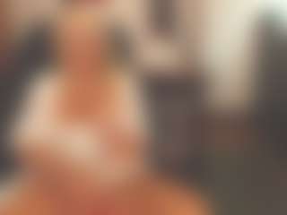 Live cam show with sassythang4u - Hairy Pussy on CamSextacy