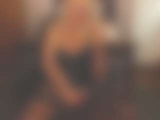 Live cam show with sassythang4u - Granny Big Tits on Strip Flash - Live Sex Shows