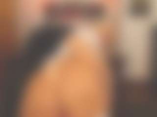 sassythang4u's Live Sex Cam Show