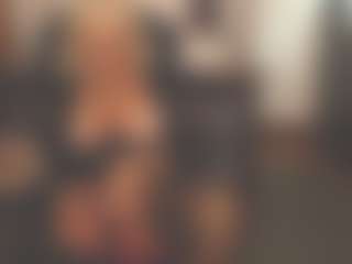 sassythang4u's Live Sex Cam Show