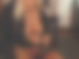 sassythang4u's Live Sex Cam Show