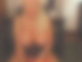 sassythang4u's Live Sex Cam Show