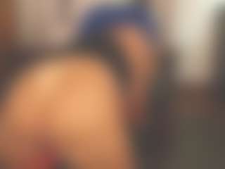 sassythang4u's Live Sex Cam Show