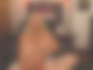 sassythang4u's Live Sex Cam Show