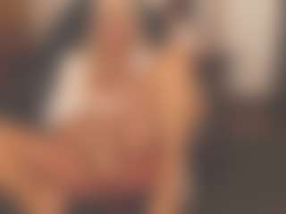 sassythang4u's Live Sex Cam Show