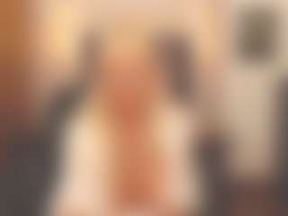 Live cam show with sassythang4u - Strip Blonde Hair on Cam Slut