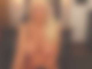 sassythang4u's Live Sex Cam Show