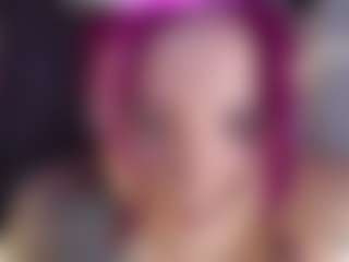 Live cam show with kitty - Nipple Piercings on CamSodaAdn
