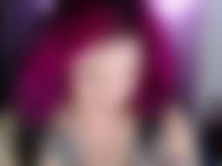 Live cam show with kitty - Smoking on googirlz