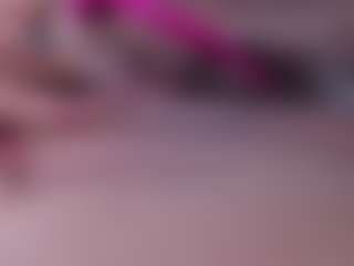 Live cam show with kitty - Average on Camsoda