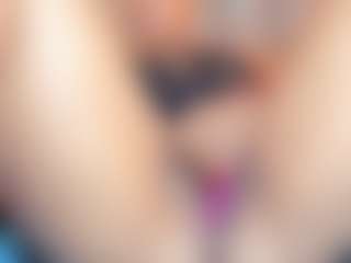 Live cam show with Jenna Grey - Granny on Camsoda