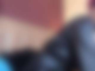 Live cam show with Jenna Grey - Mature on Camsoda