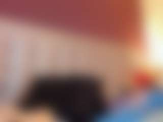 Live cam show with Jenna Grey - Blow on Milfs Live