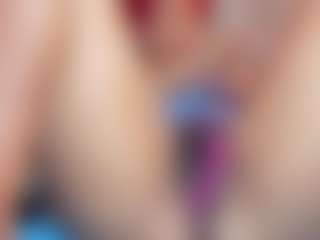 Live cam show with Jenna Grey - Bedroom Mature on Camsoda