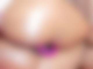 Live cam show with Jenna Grey - Trimmed Granny on Camsoda