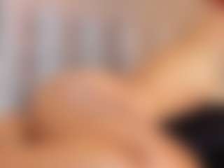 Live cam show with Jenna Grey - Skinny MILF on SinfulBabes