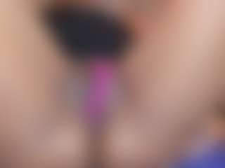 Jenna Grey MILF webcam performer live streaming