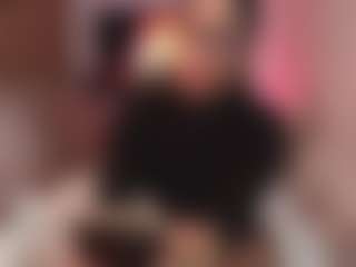 Live cam show with kendallk - Ebony on hrnylive.com