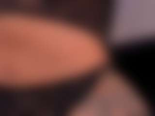 Live cam show with mia-robert1 - Hot on Camsoda