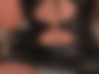 mia-robert1's Live Sex Cam Show