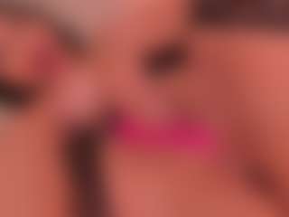 mia-robert1's Live Sex Cam Show