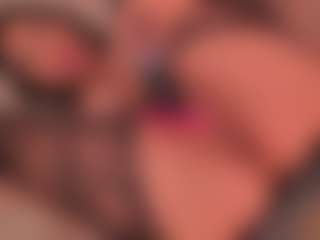 mia-robert1's Live Sex Cam Show