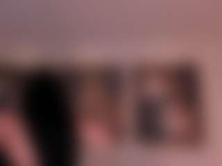 Live cam show with mia-robert1 - Bikini on Big Tits