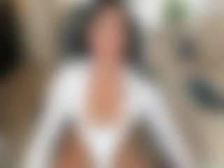 mia-robert1's Live Sex Cam Show