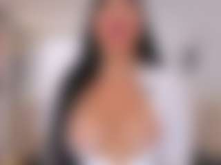 mia-robert1's Live Sex Cam Show