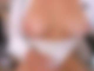 mia-robert1's Live Sex Cam Show