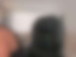 mia-robert1's Live Sex Cam Show