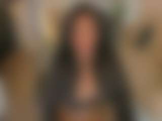 mia-robert1's Live Sex Cam Show