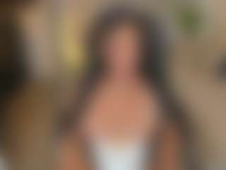 mia-robert1's Live Sex Cam Show
