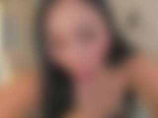 Live cam show with mia-robert1 - Oil on Uber Horny