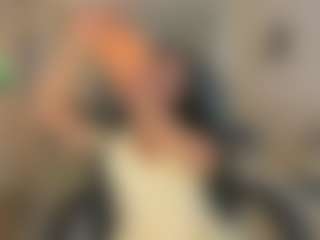 Live cam show with mia-robert1 - Bedroom on CSO-WL