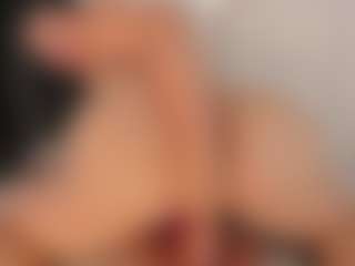 mia-robert1's Live Sex Cam Show