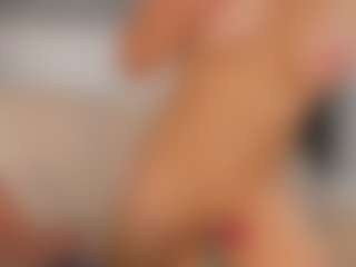 mia-robert1's Live Sex Cam Show