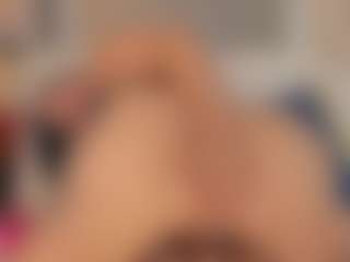 mia-robert1's Live Sex Cam Show