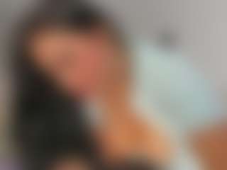 mia-robert1's Live Sex Cam Show