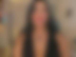 Live cam show with mia-robert1 - Bikini on camgirlchat.live