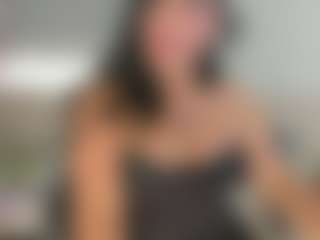 mia-robert1's Live Sex Cam Show
