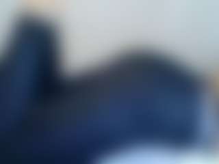 kiimberly MILF webcam performer live streaming